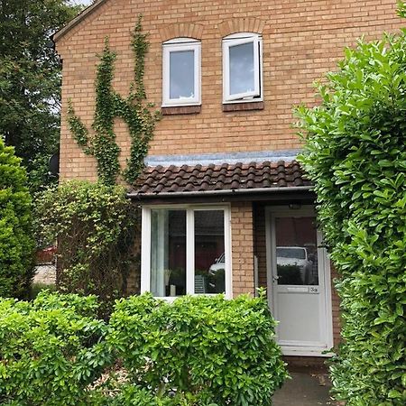 Villa Rowan Tree Aylesbury  Exterior foto